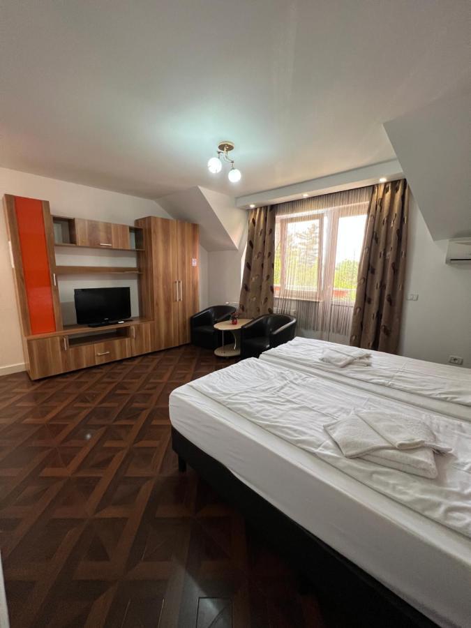 Hotel Gorunul Hunedoara Exteriér fotografie